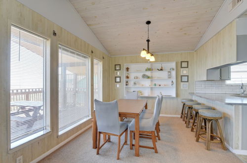 Photo 27 - Galveston Home w/ Spacious Deck: Steps to Beach