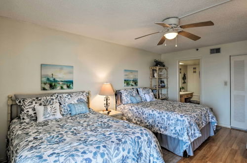 Photo 6 - Coastal Condo w/ Balcony: Walk to Madeira Beach