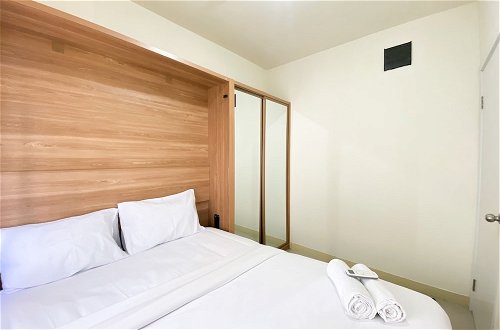 Photo 9 - Comfort And Strategic 2Br At Green Pramuka City Apartment