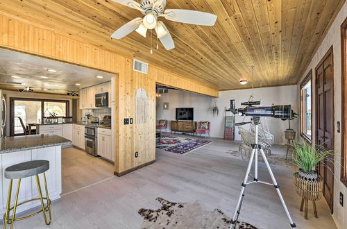 Photo 12 - Chic Joshua Tree Pad w/ Mountain Views & Hot Tub