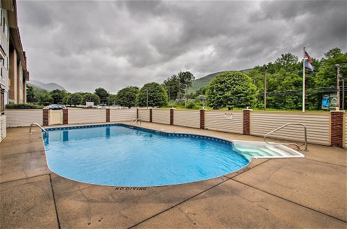 Foto 22 - Cozy Condo w/ Mtn Views, Pool, Hot Tub, & Balcony