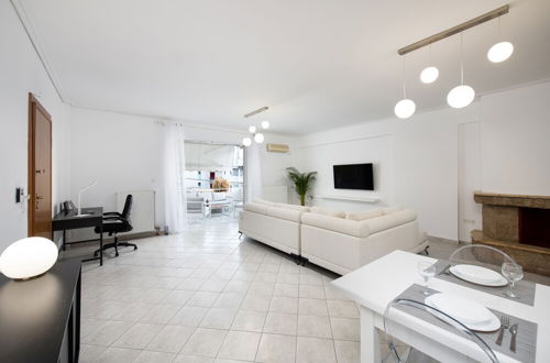 Foto 7 - Alimos Riviera Flat by Sunshine Place