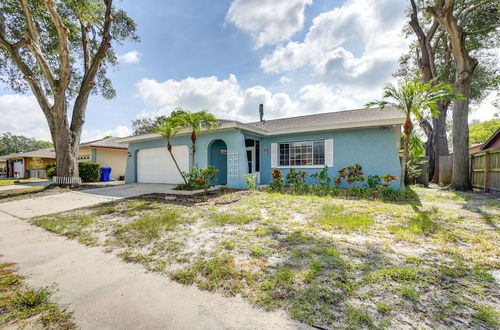 Photo 19 - Sunny Florida Retreat w/ Pool, Near Busch Gardens