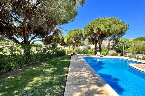 Photo 4 - Vilamoura Amazing Golf Villa With Pool by Homing