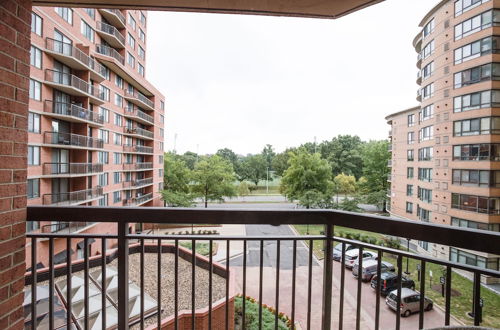 Photo 32 - Modern apartment in the center Pentagon