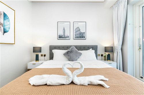 Foto 4 - Whitesage - Fendi Apartment With Full Palm Jumeirah View