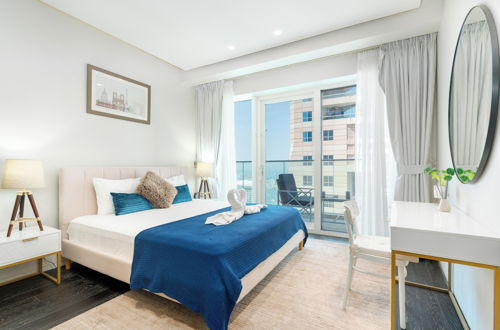 Photo 3 - Whitesage - Fendi Apartment With Full Palm Jumeirah View