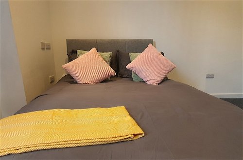 Photo 4 - Leicester City Apartment