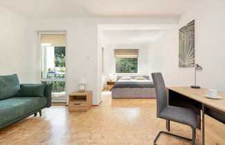 Photo 2 - Spacious Family Apartment by Renters