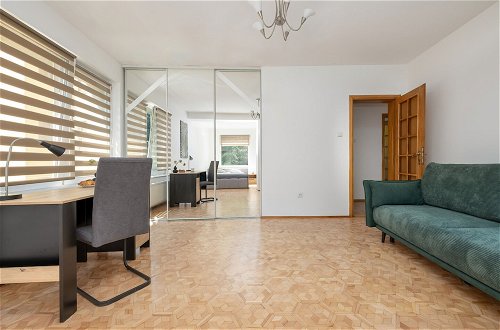 Photo 4 - Spacious Family Apartment by Renters