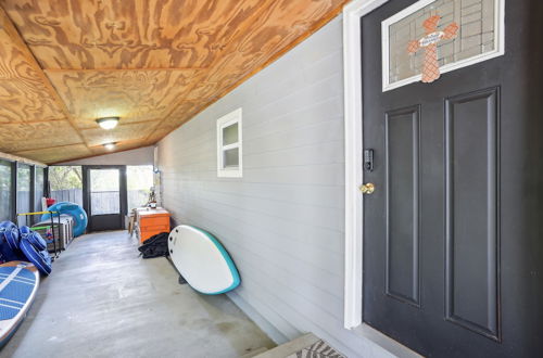 Photo 34 - Frostproof Lakefront Home w/ Screened-in Porches