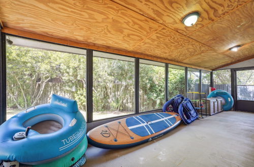 Photo 37 - Frostproof Lakefront Home w/ Screened-in Porches