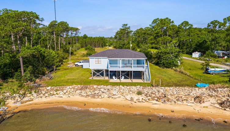 Foto 1 - Waterfront Alabama Vacation Rental w/ Deck