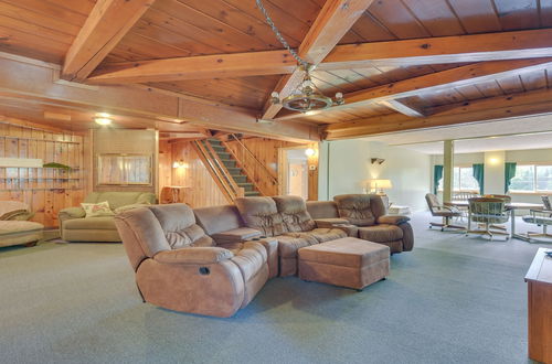 Photo 15 - Spacious Winter Retreat w/ River Access + Kayaks