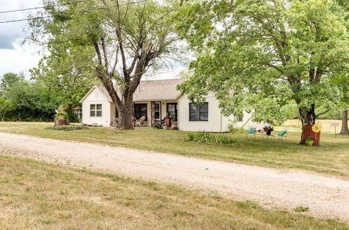 Photo 31 - Quiet Countryside Weaubleau Home w/ Patio & Grill