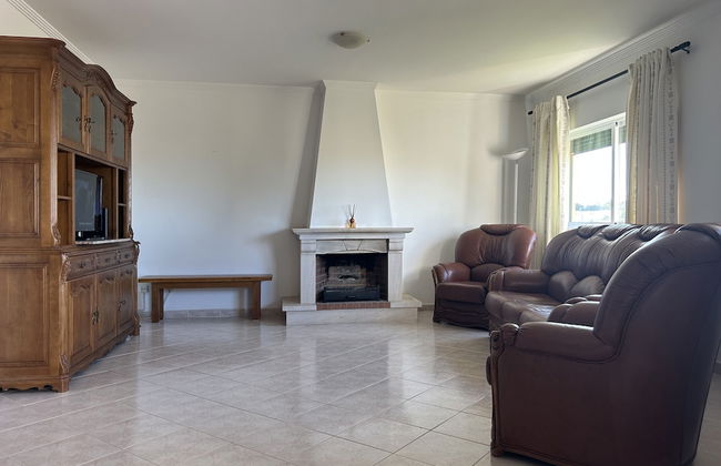 Poolside Apartment with 2 bedrooms, patio and BBQ - Foto 2