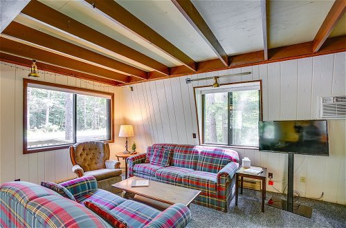 Foto 25 - Crystal Mountain Cabin w/ Cozy Fireplace
