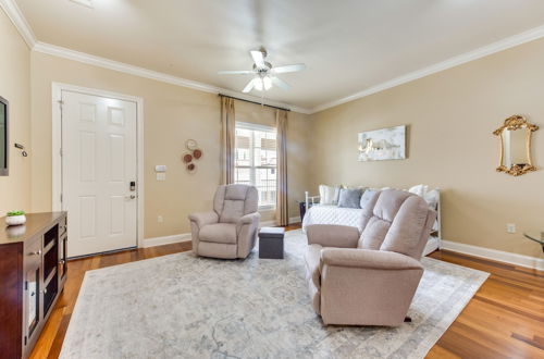 Photo 21 - Lovely Baton Rouge Condo ~ 1 Mi to LSU