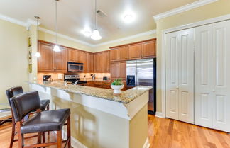 Photo 3 - Lovely Baton Rouge Condo ~ 1 Mi to LSU