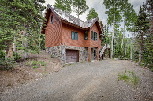 Foto 1 - Cozy Beaver Retreat w/ Fireplace & Deck