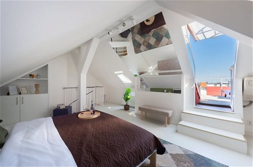 Photo 3 - Exclusive 3 bedrooms apatment in Prague