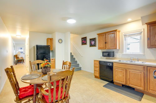 Photo 25 - Trenton Townhome: 1 Mi to Downtown