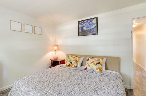 Photo 8 - Trenton Townhome: 1 Mi to Downtown