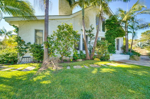 Photo 15 - Gorgeous Carpinteria Home: Pool, Spa, Fireplaces