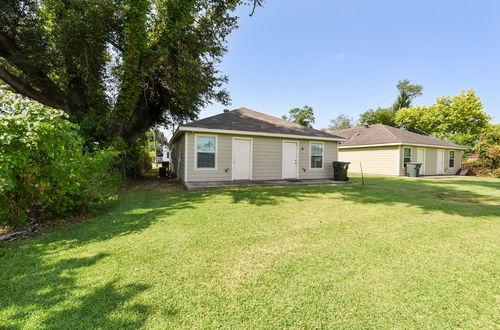 Foto 15 - Lovely Lake Charles Duplex in Central Location