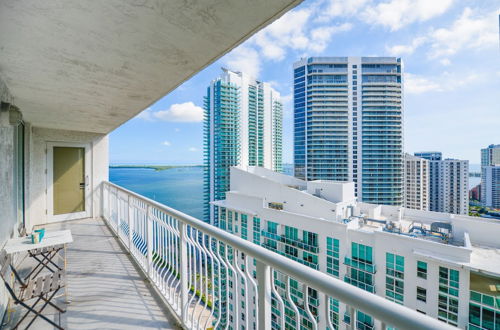 Photo 37 - Stunning Condo on 31st Floor