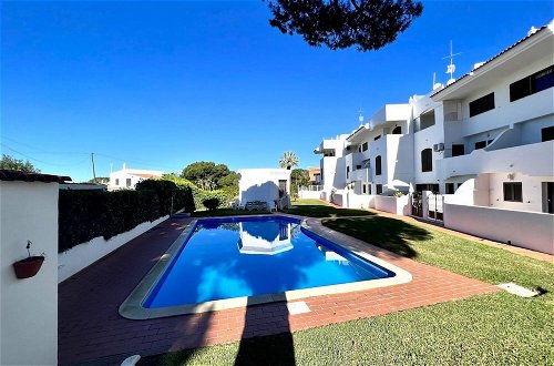 Photo 3 - Vilamoura Brightness With Pool by Homing