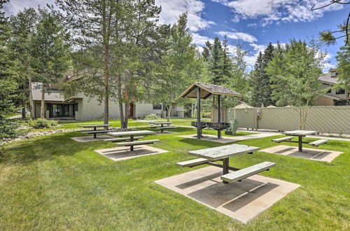 Foto 13 - Sleek Retreat w/ Heated Pool: Near Keystone Resort