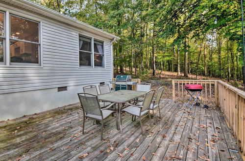 Photo 7 - Lakefront Westminster Retreat w/ Boat Dock