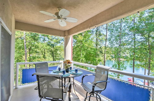 Foto 1 - Lake Keowee Condo w/ Views + Pools + Marina