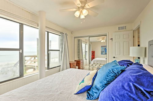 Foto 5 - Oceanfront 1st-floor Melbourne Beach Apartment