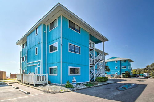 Foto 31 - Kure Beach Condo w/ Panoramic Ocean Views