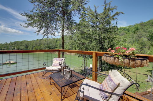 Photo 31 - Lakefront Sevierville Cabin w/ Hot Tub & Fire Pit