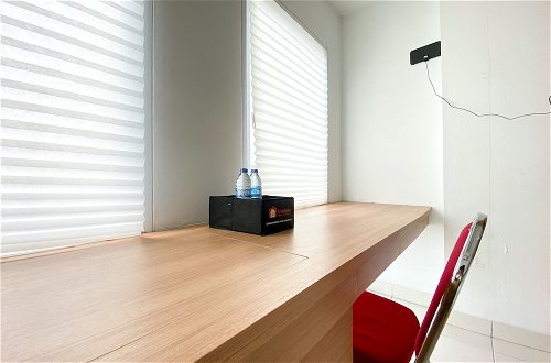 Photo 8 - Enjoy Living Studio Room At Patraland Urbano Apartment
