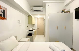 Photo 3 - Homey And Enjoy Living Studio Tokyo Riverside Pik 2 Apartment