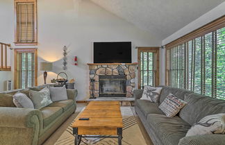 Photo 1 - Tannersville Townhome, Near Camelback Mtn