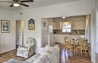 Foto 2 - Sunny Cocoa Beach Home: Walk to Sea + Attractions