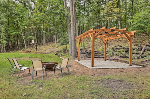 Photo 8 - Charming Pentwater Home w/ Fire Pit & Yard
