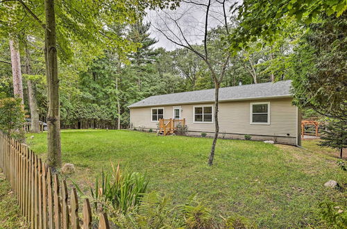 Photo 22 - Charming Pentwater Home w/ Fire Pit & Yard