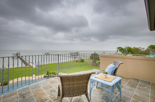 Photo 20 - Stunning Galveston Bay Villa: Infinity Pool & Dock