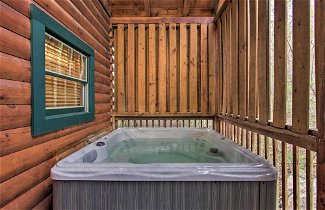 Foto 3 - Pigeon Forge Cabin w/ Hot Tub: 5 Mi to Dollywood