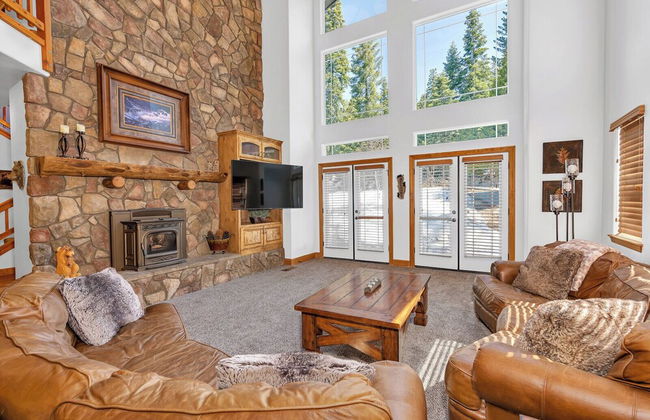 Timber Lodge - 5 Min to Shaver Lake! - Foto 17