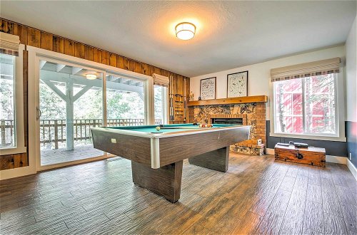 Photo 9 - Gorgeous Lake Arrowhead Retreat W/game Room & Deck