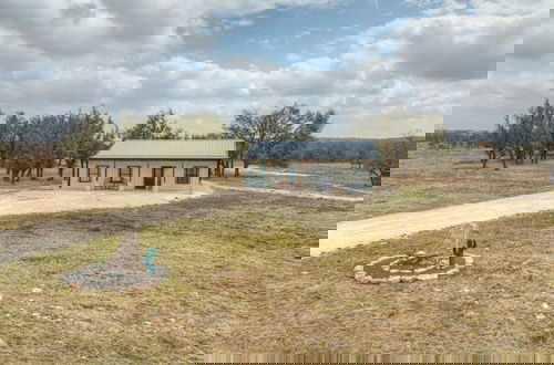Foto 35 - Hill Country Hideaway With Fire Pit and Hot Tub!