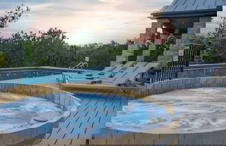 Foto 1 - Spicewood Lodge W/pool, Hottub