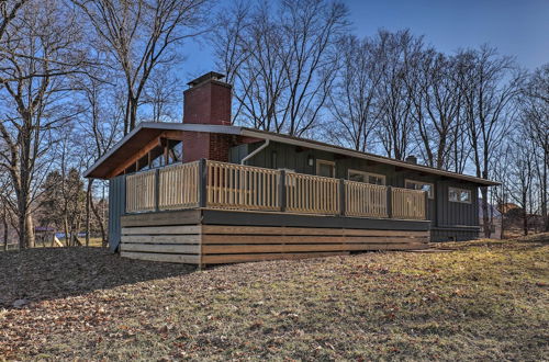 Photo 18 - Renovated & Cozy Cottage on Cayuga Lake Wine Trail